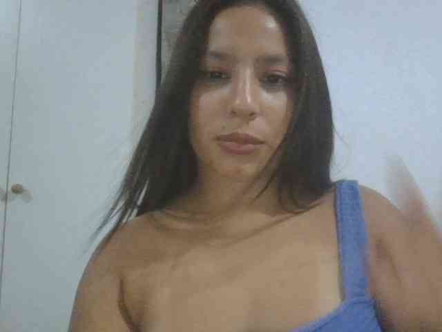 LuciiaSoleexxx webcam