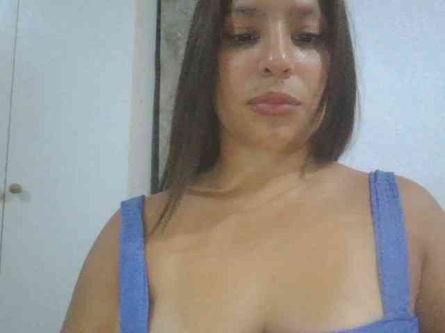 LuciiaSoleexxx webcam