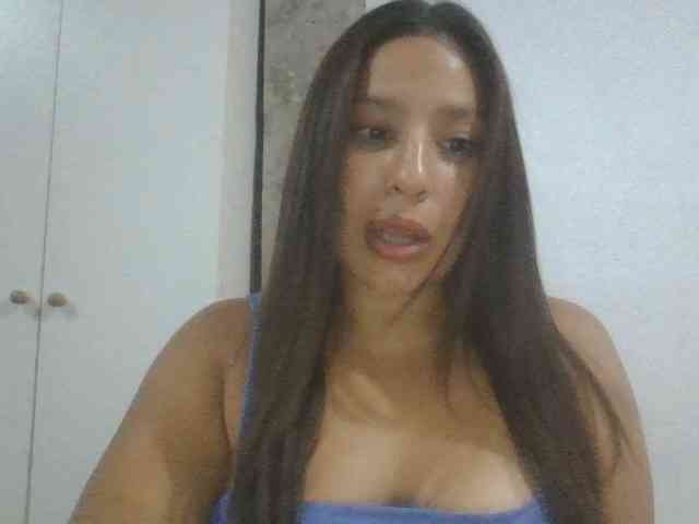 LuciiaSoleexxx webcam