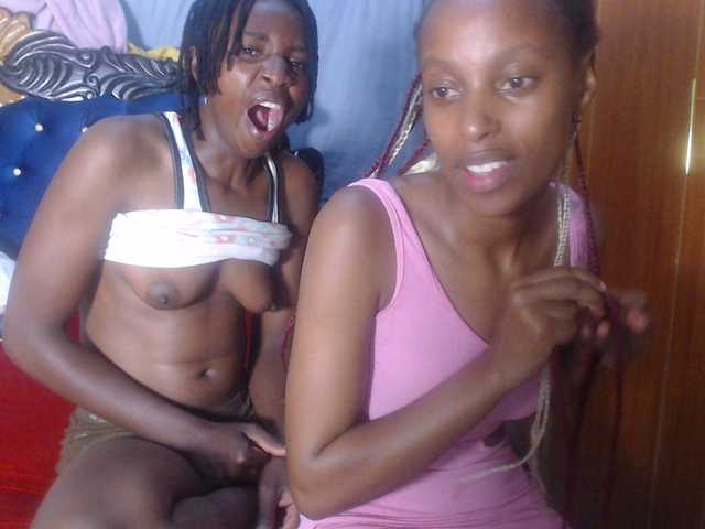 Wet-pussy66's BongaCams show and profile