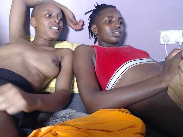 Wet-pussy66's BongaCams show and profile