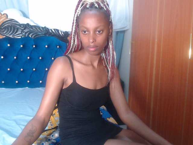 Wet-pussy66's BongaCams show and profile