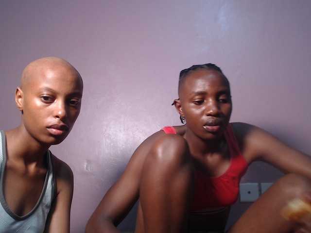 Wet-pussy66's BongaCams show and profile