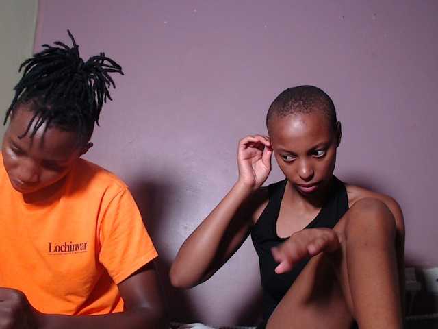 Wet-pussy66's BongaCams show and profile