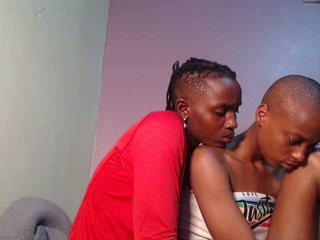 Wet-pussy66's BongaCams show and profile