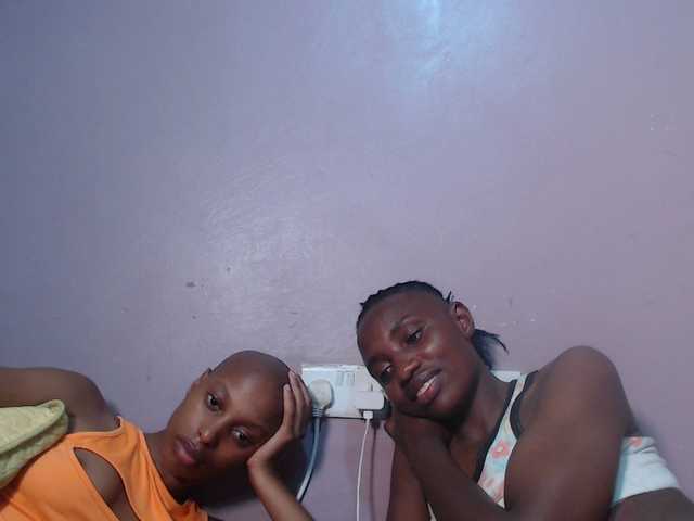 Wet-pussy66's BongaCams show and profile