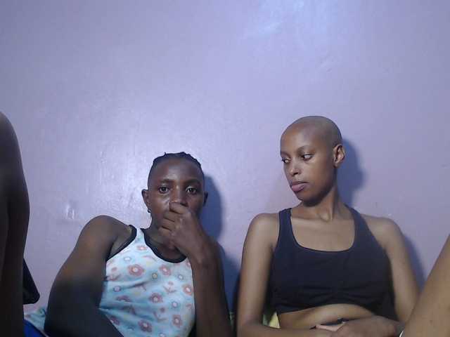 Wet-pussy66's BongaCams show and profile