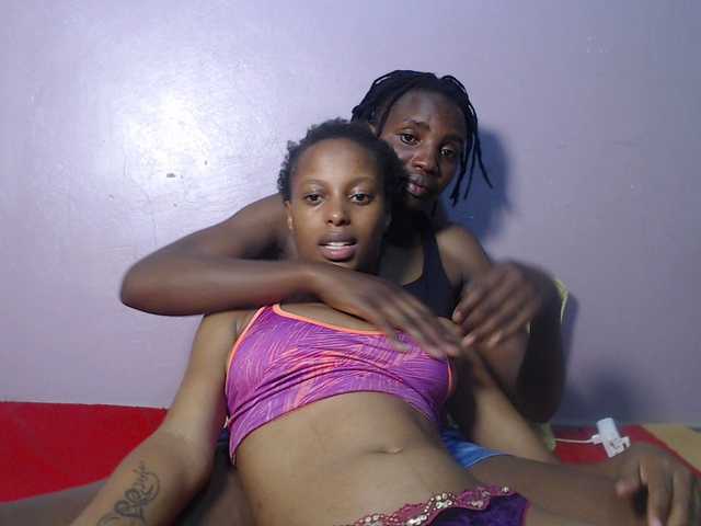 Wet-pussy66's BongaCams show and profile