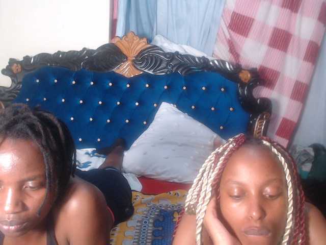 Wet-pussy66's BongaCams show and profile