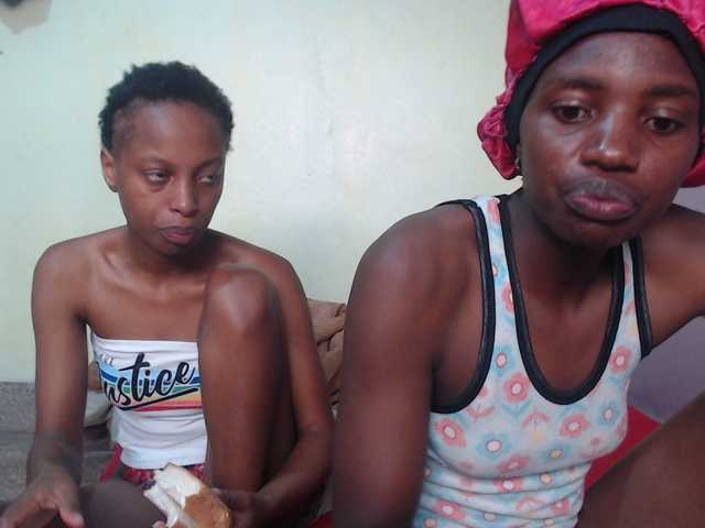 Wet-pussy66's BongaCams show and profile