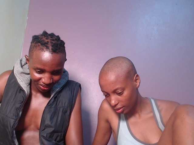 Wet-pussy66's BongaCams show and profile