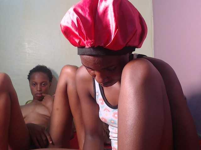 Wet-pussy66's BongaCams show and profile