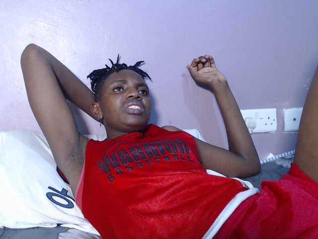 Wet-pussy66's BongaCams show and profile