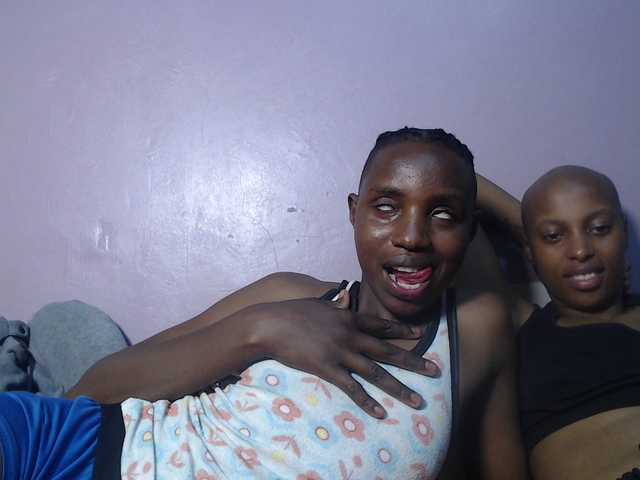 Wet-pussy66's BongaCams show and profile