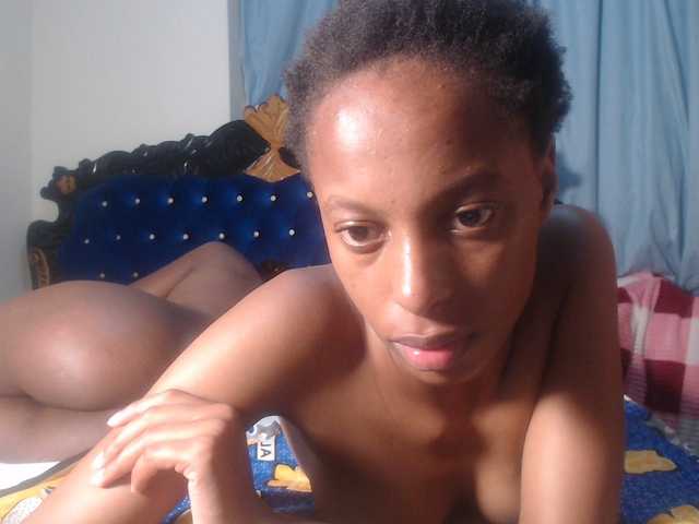 Wet-pussy66's BongaCams show and profile