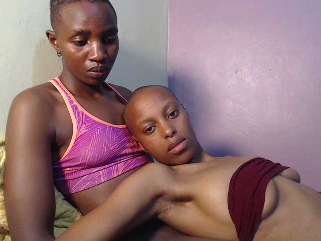 Wet-pussy66's BongaCams show and profile