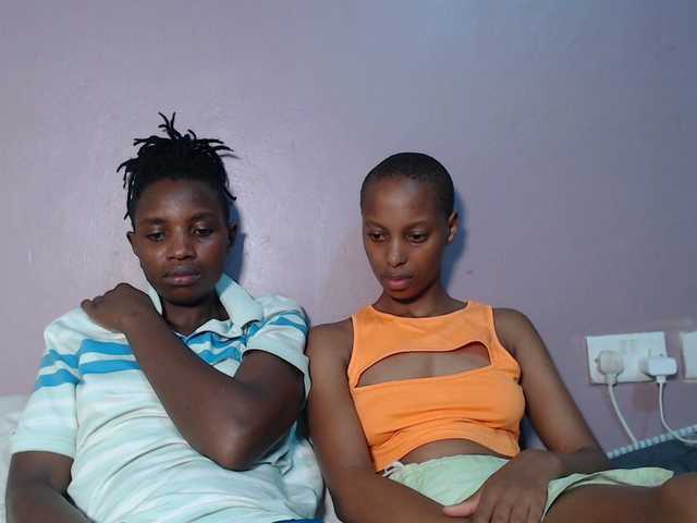 Wet-pussy66's BongaCams show and profile