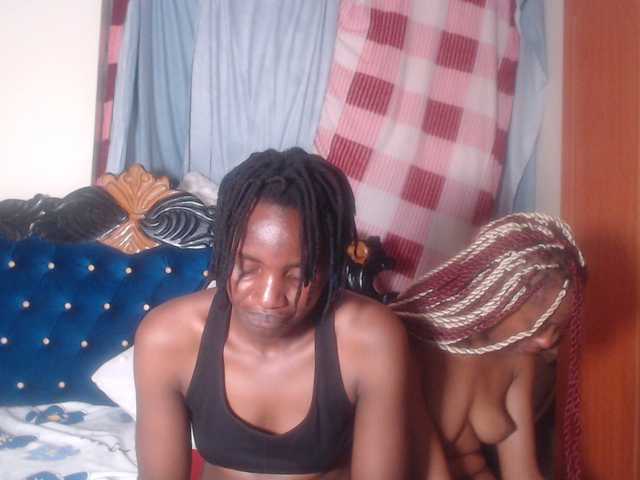 Wet-pussy66's BongaCams show and profile