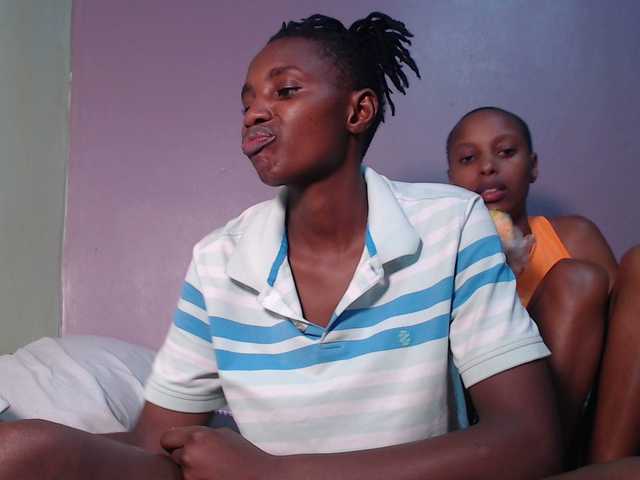 Wet-pussy66's BongaCams show and profile