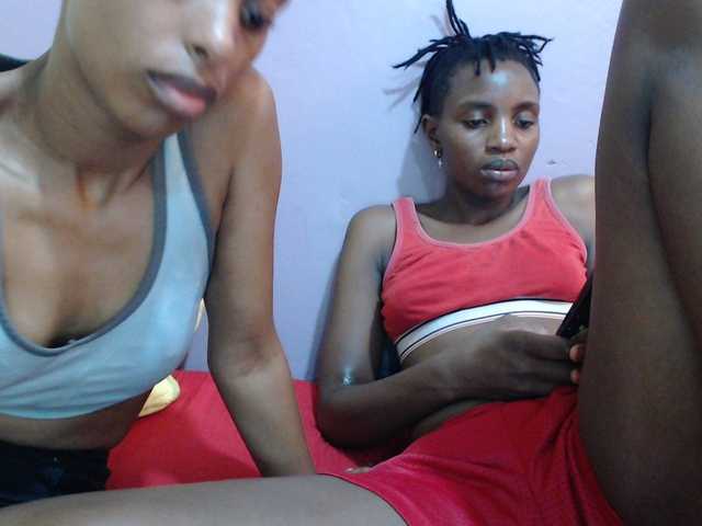 Wet-pussy66's BongaCams show and profile