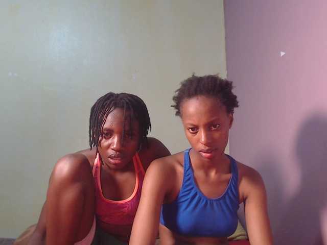 Wet-pussy66's BongaCams show and profile