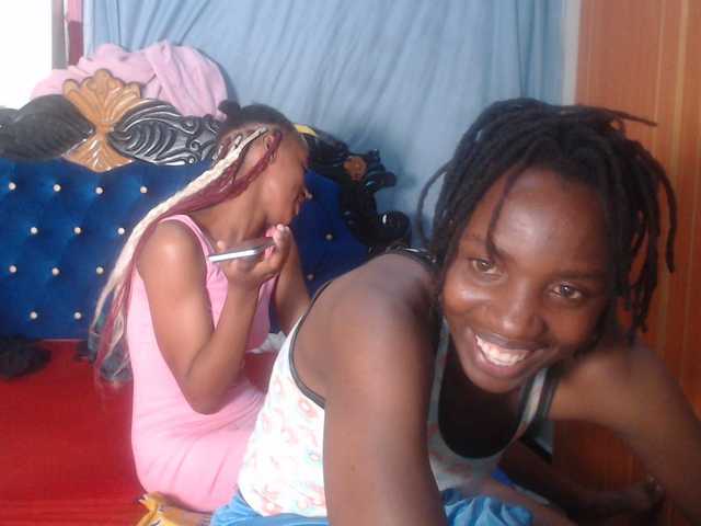 Wet-pussy66's BongaCams show and profile