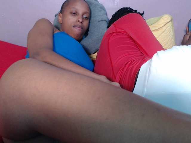 Wet-pussy66's BongaCams show and profile