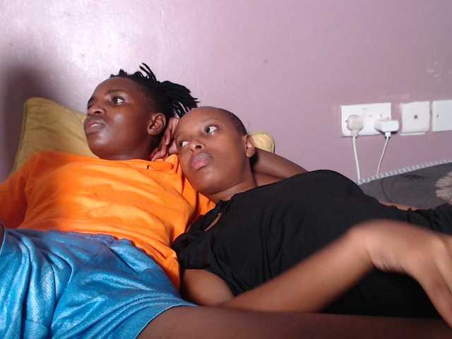 Wet-pussy66's BongaCams show and profile