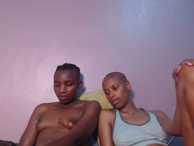 Wet-pussy66's BongaCams show and profile