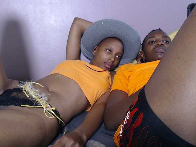 Wet-pussy66's BongaCams show and profile