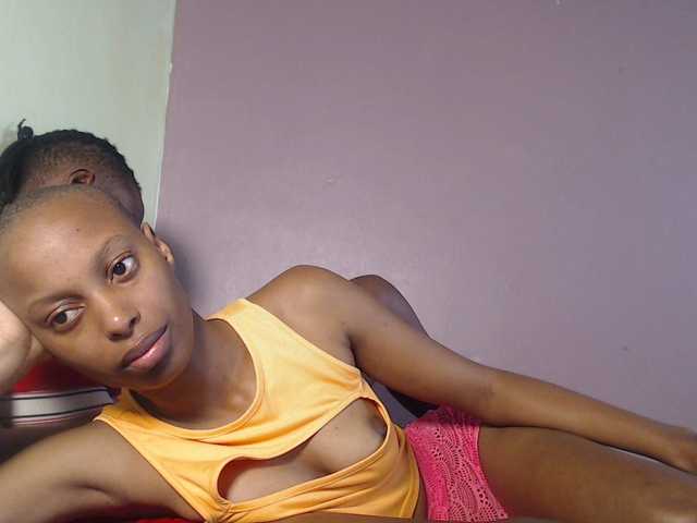 Wet-pussy66's BongaCams show and profile