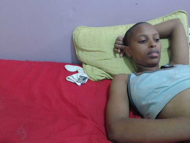 Wet-pussy66's BongaCams show and profile