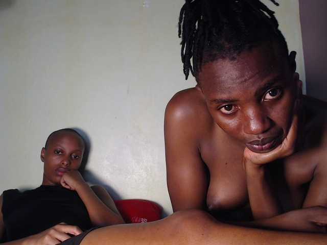 Wet-pussy66's BongaCams show and profile