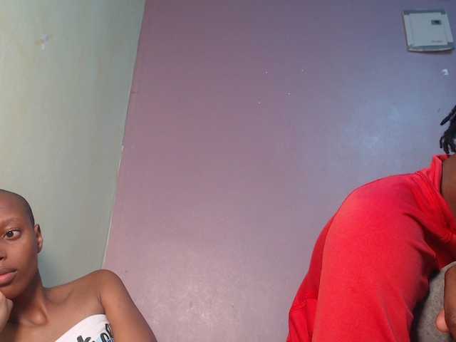 Wet-pussy66's BongaCams show and profile