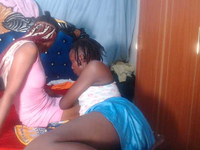 Wet-pussy66's BongaCams show and profile