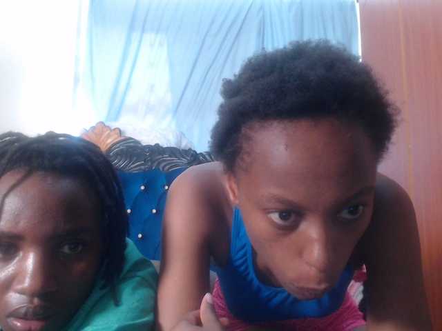 Wet-pussy66's BongaCams show and profile