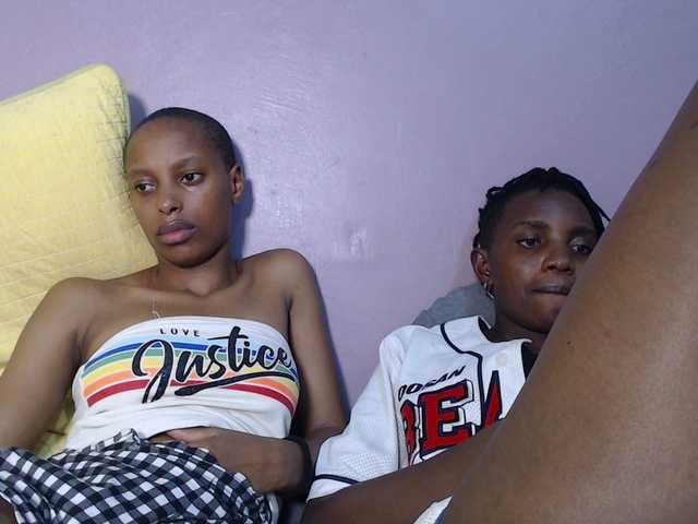 Wet-pussy66's BongaCams show and profile