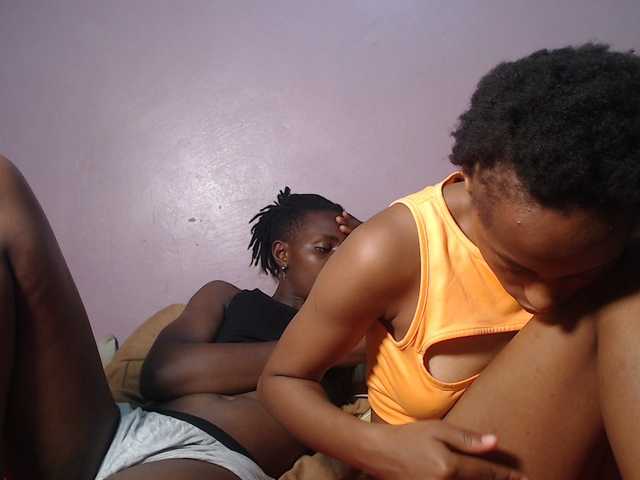 Wet-pussy66's BongaCams show and profile