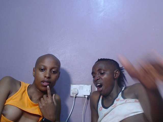 Wet-pussy66's BongaCams show and profile