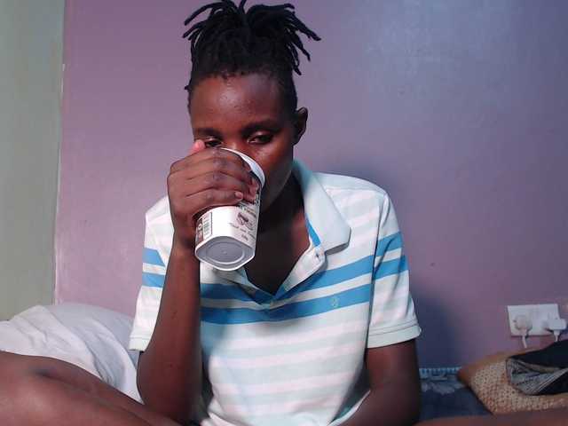 Wet-pussy66's BongaCams show and profile