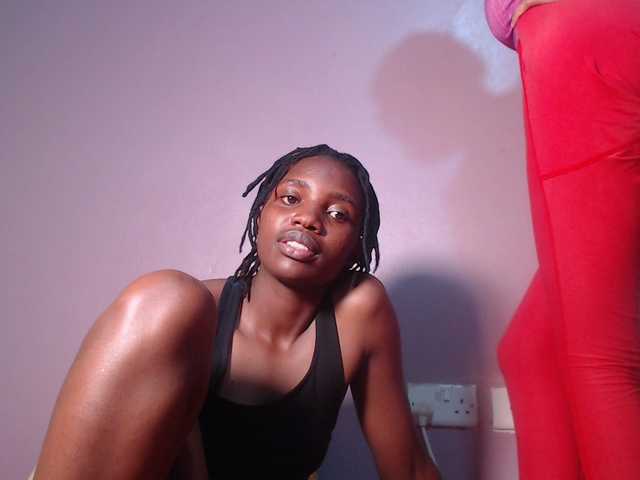 Wet-pussy66's BongaCams show and profile