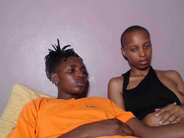 Wet-pussy66's BongaCams show and profile