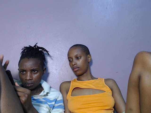 Wet-pussy66's BongaCams show and profile