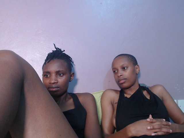 Wet-pussy66's BongaCams show and profile