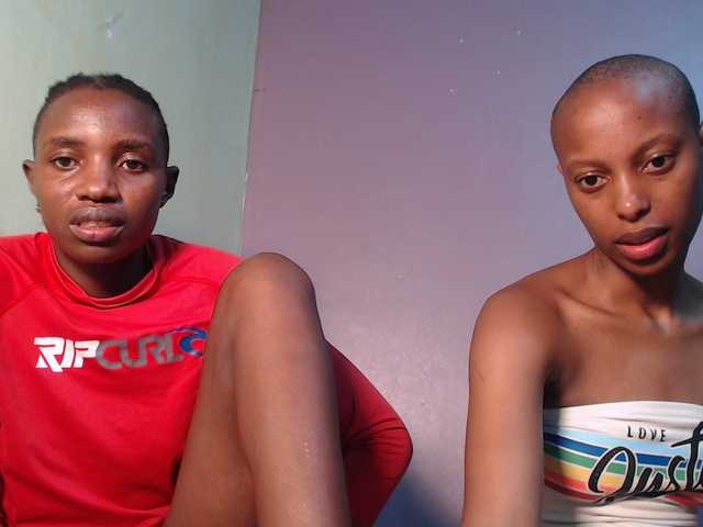 Wet-pussy66's BongaCams show and profile