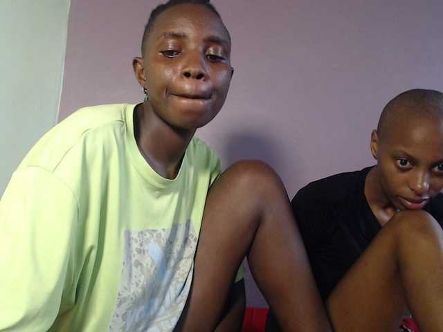 Wet-pussy66's BongaCams show and profile