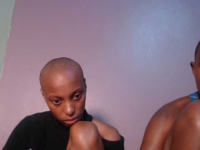 Wet-pussy66's BongaCams show and profile