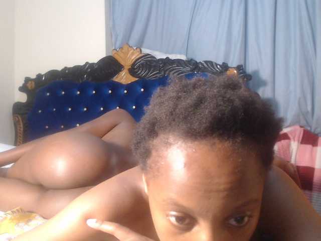 Wet-pussy66's BongaCams show and profile