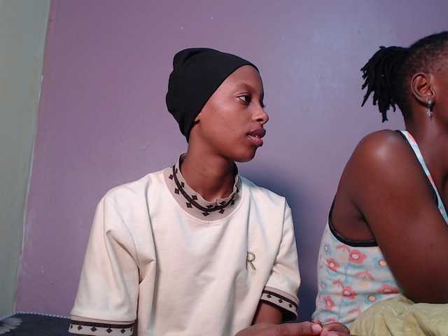 Wet-pussy66 live cam profile