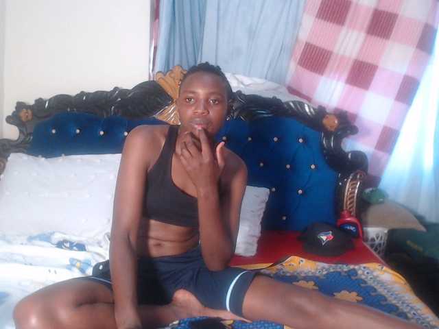 Wet-pussy66's BongaCams show and profile